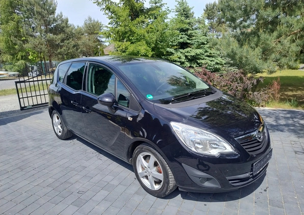 Opel Meriva cena 24900 przebieg: 76000, rok produkcji 2010 z Kraśnik małe 277